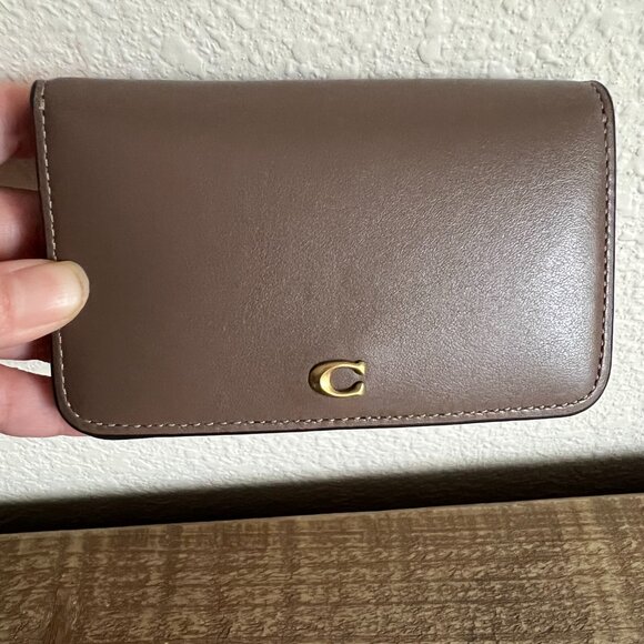Coach small card wallet - Like New! - Picture 2 of 11